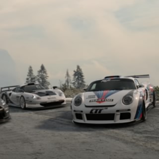HKS702