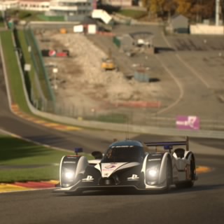 Peugeot 908
