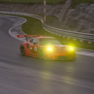 Jo8829