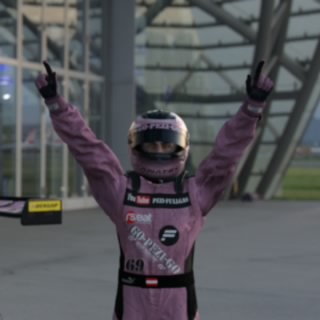 YT_Pezi-Fullgas