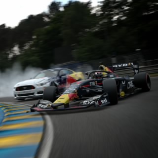 Racing_broo
