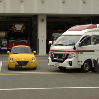 けい
