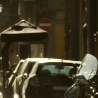 咬咬先生