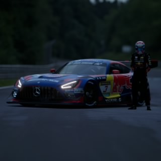 MAX252