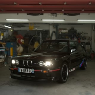 BMW52