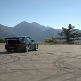 911