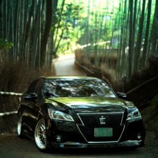 との