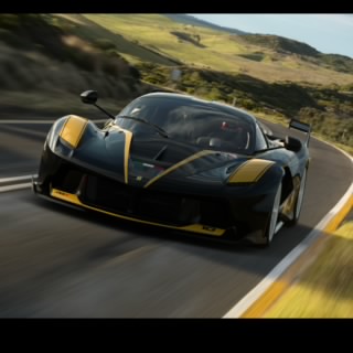 E3
