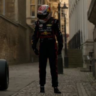 LewisHamilton