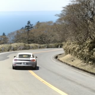 エミリア
